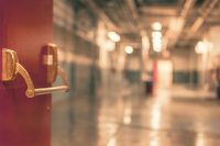 Esiste un obbligo di inoltrare il paziente in una struttura meglio organizzata?