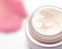 Sostanze non dichiarate nel cosmetico contro la psoriasi? Condannato il produttore per svolgimento di attività pericolosa