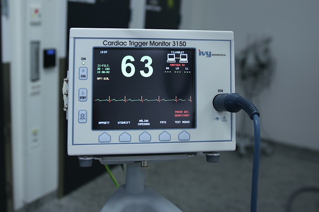 Contenuto della cartella clinica e reato di falso